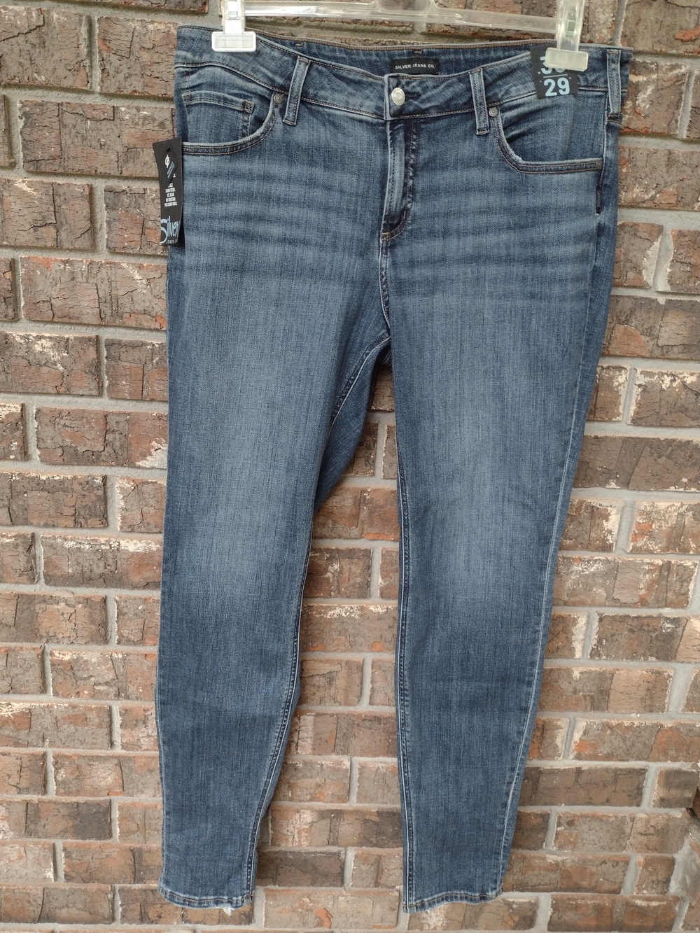 NWT Silver ELYSE Skinny Leg Blue Jean Women's Sz 33 Fits(34x32)Mid Rise Stretch